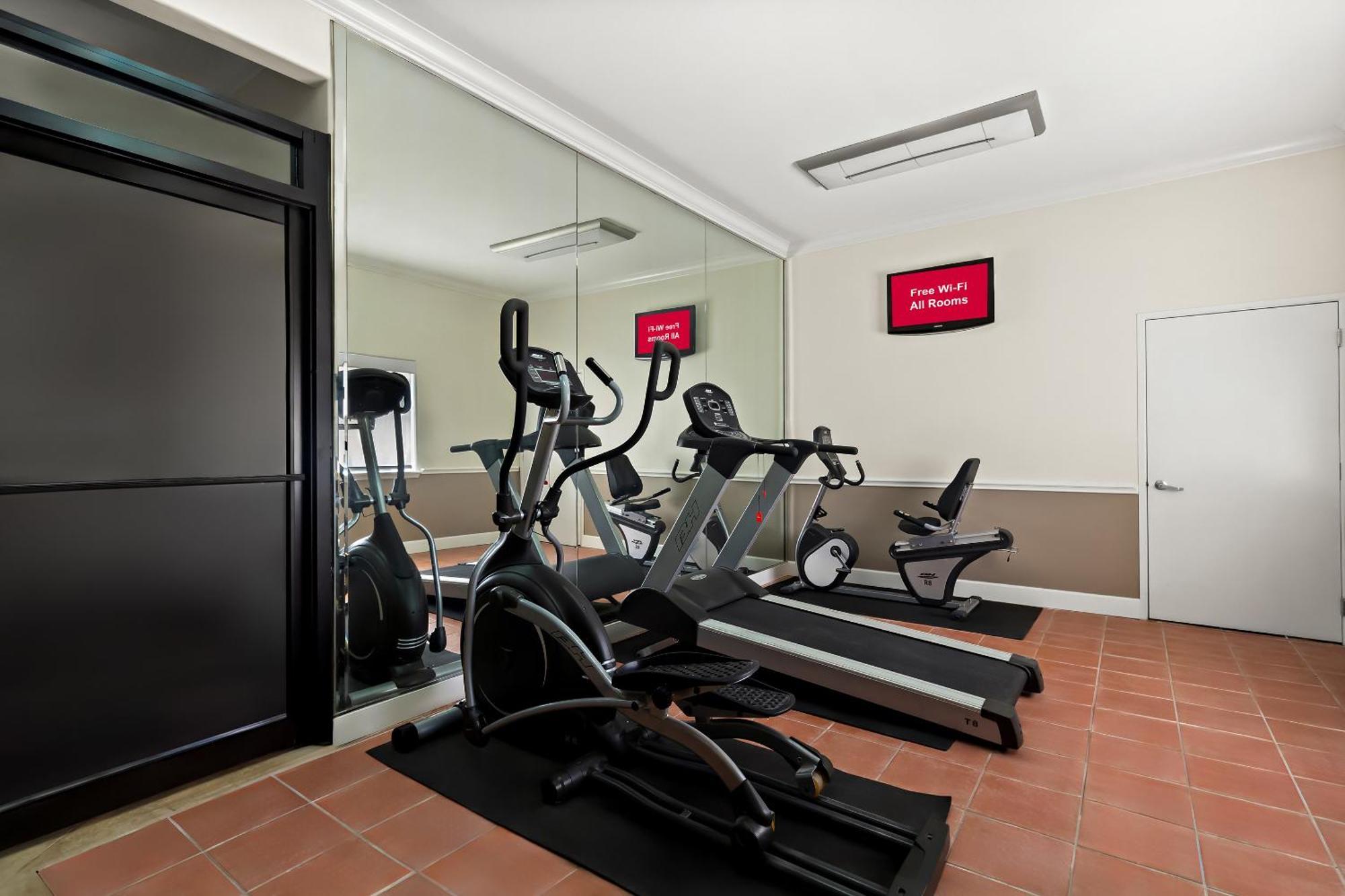 Red Roof Inn Stafford, Tx ภายนอก รูปภาพ